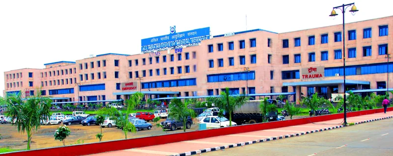 एम्स भोपाल के मुख्य अस्पताल परिसर की इमारत